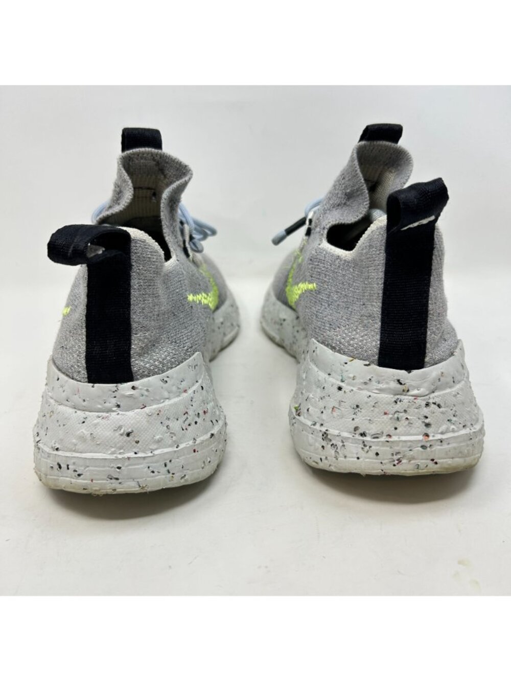 Nike Space Hippie Style Running Shoes Mens 11 Gray Volt Knit Sneakers Comfort - Picture 2 of 10